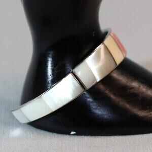 Hinged Cuff Bracelet Mother Of Pearl Shades Of Beige To Blush